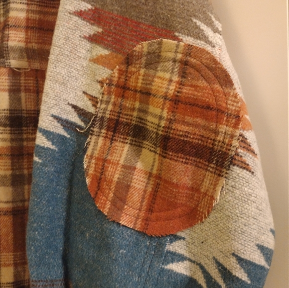 White Birch Orange And Blue Plaid/Aztec Shirt Jacket Size Medium - Picture 6 of 8
